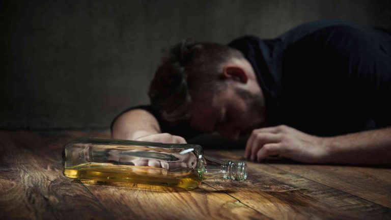 Qué es el alcoholismo crónico Instituto Europeo Alfi